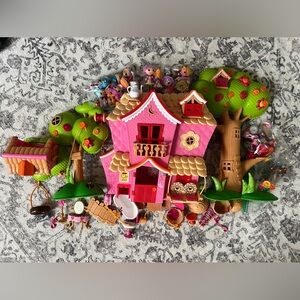 Lalaloopsy treehouse, house, figures, dolls, furniture, animals, accessories